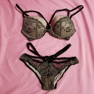 Bra and underwear set